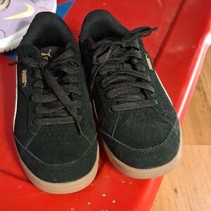 Puma Black Suede Sneakers with Gum Sole and Gold Logo Worn One Time